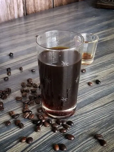 How To Make An Americano - CoffeeSphere.webp