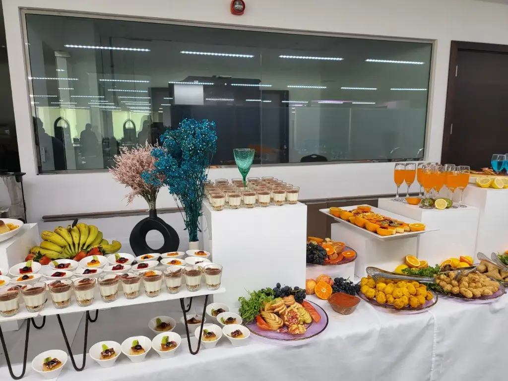 Snacks Buffet (10-25) Person