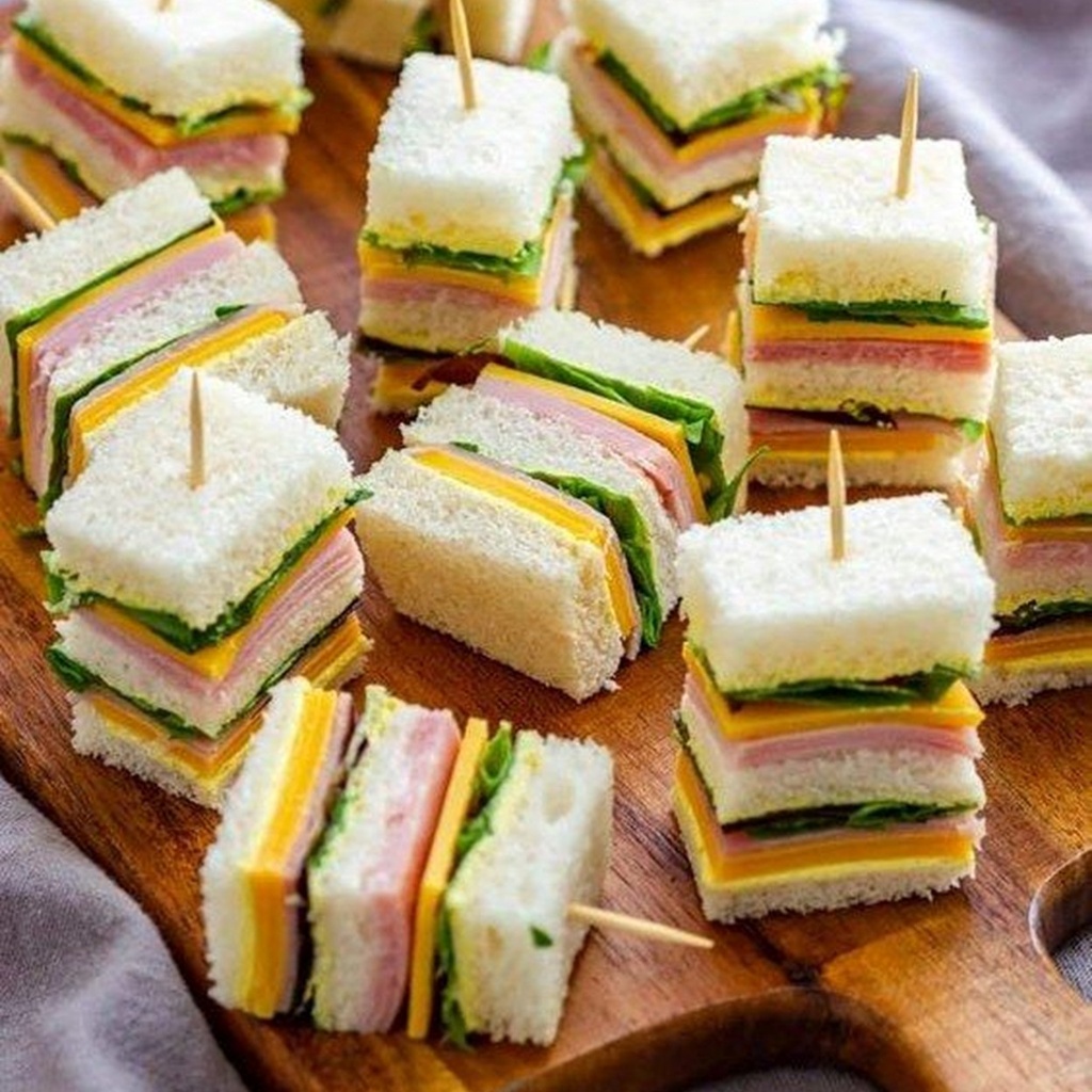 كلوب ساندويتش (ربع حجم) Club Sandwich (Quarter Size)