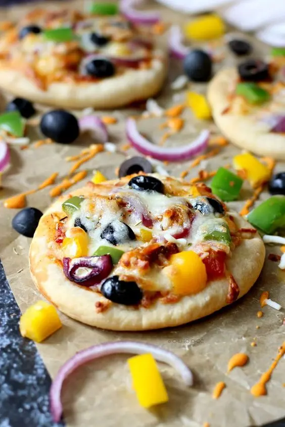 Pizza or Cutlets Fish بيتزا او كرواسون