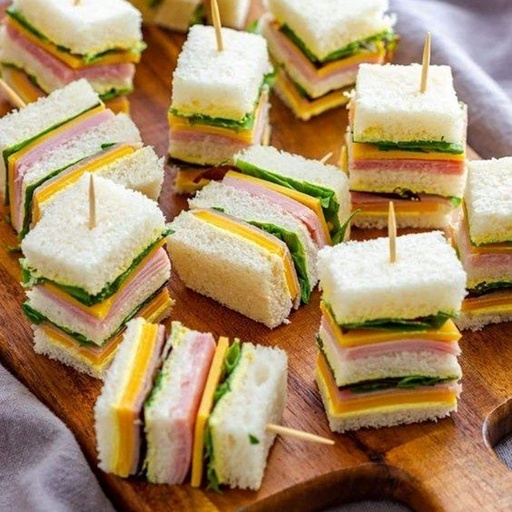 كلوب ساندويتش (ربع حجم) Club Sandwich (Quarter Size)